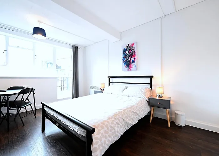 Centrally Located Flat In Leicester Square